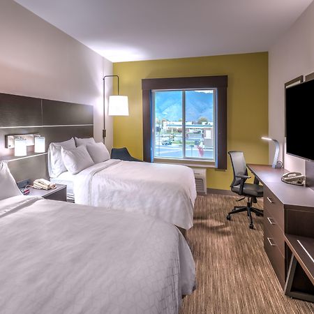 Holiday Inn Express Hotel & Suites Minden By Ihg Exterior photo
