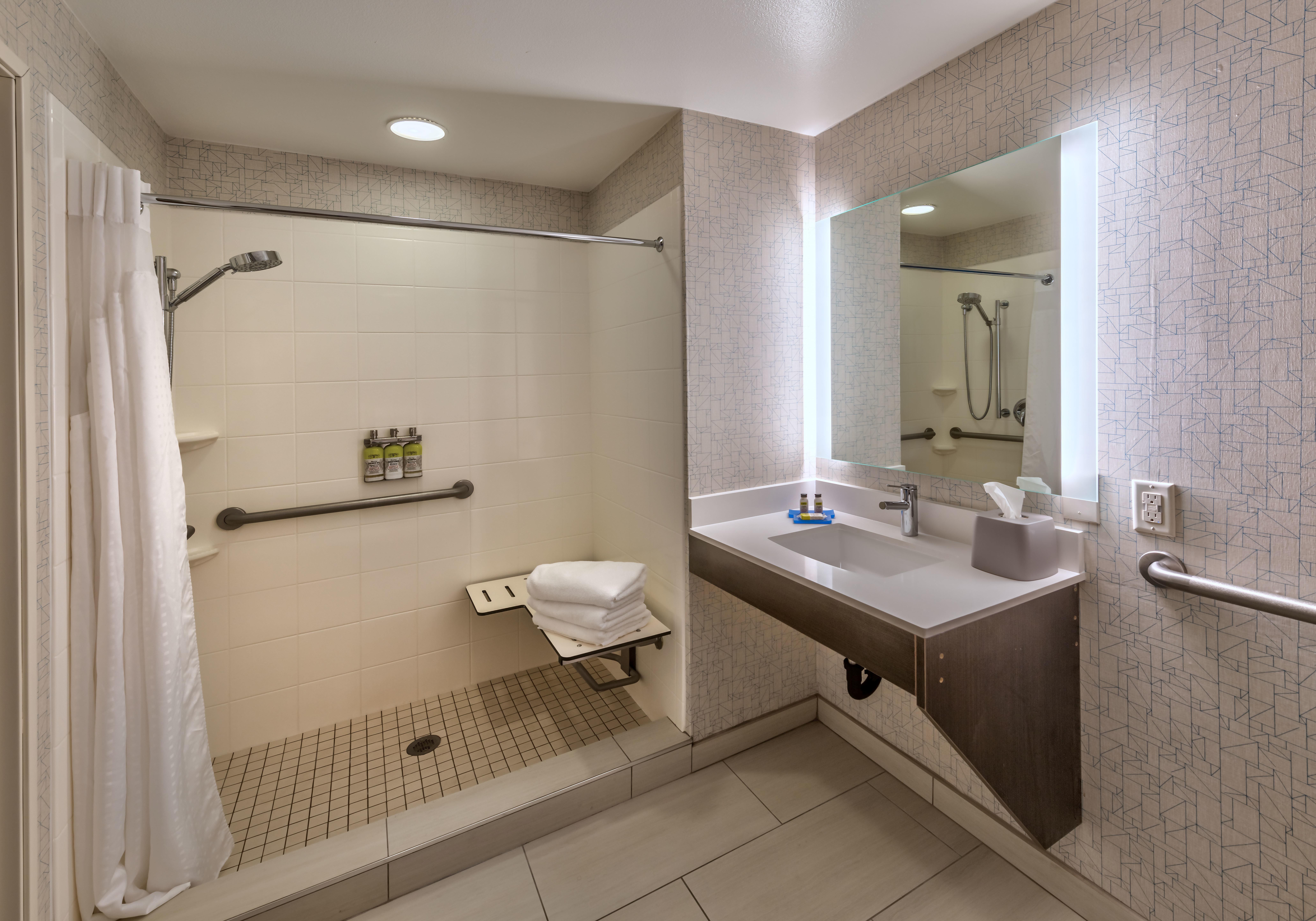Holiday Inn Express Hotel & Suites Minden By Ihg Exterior photo