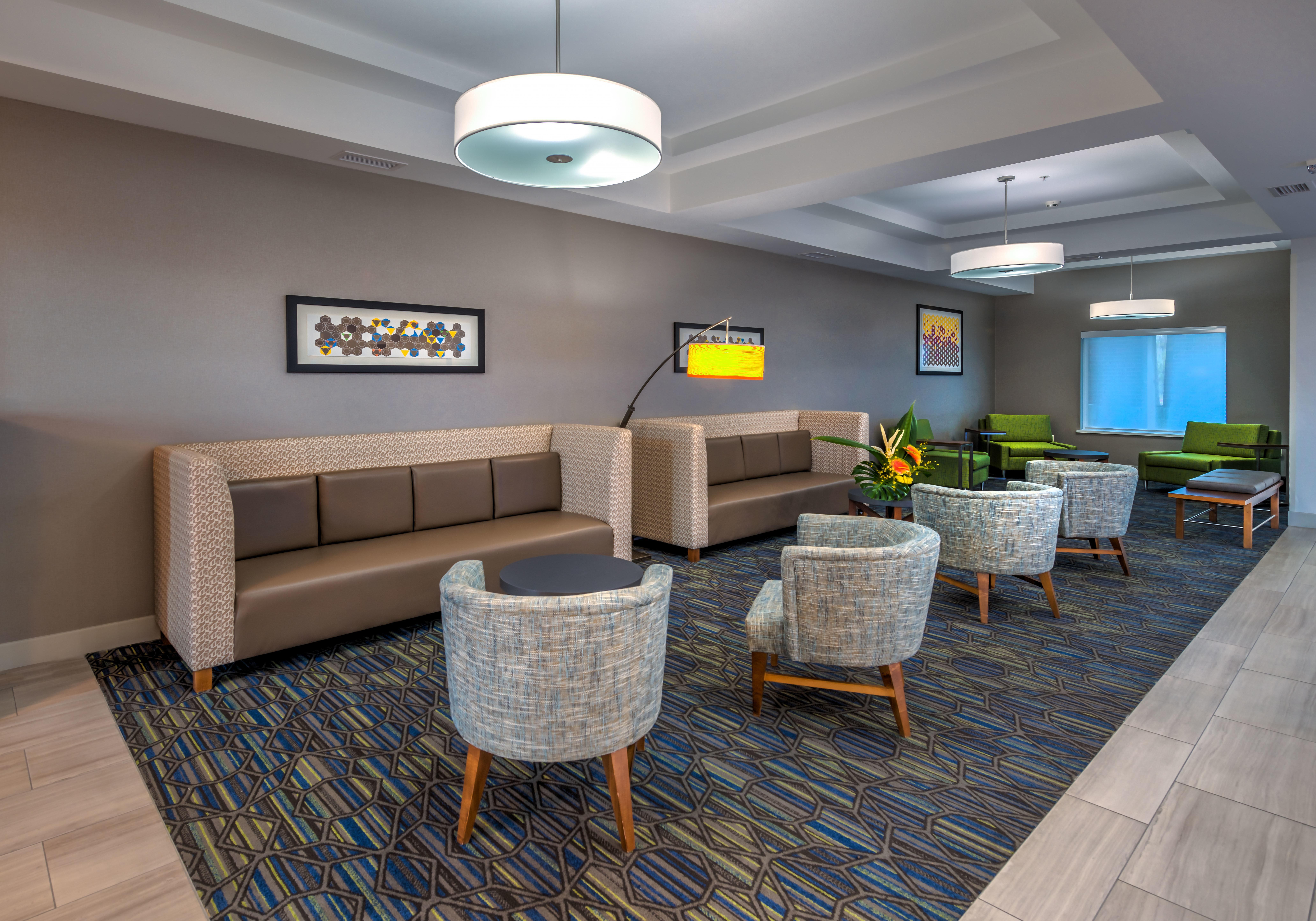 Holiday Inn Express Hotel & Suites Minden By Ihg Exterior photo
