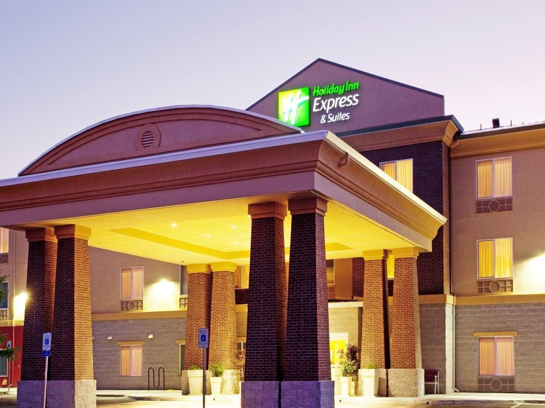Holiday Inn Express Hotel & Suites Minden By Ihg Exterior photo