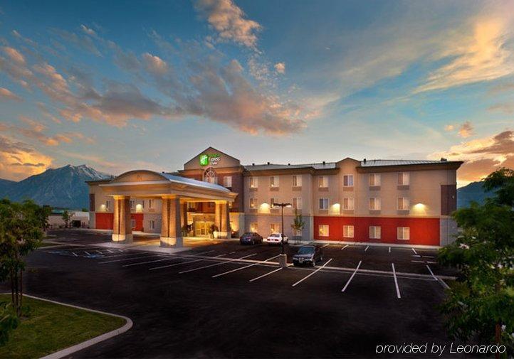 Holiday Inn Express Hotel & Suites Minden By Ihg Exterior photo
